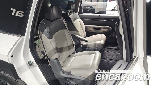 Kia EV9 2024 — photo 17
