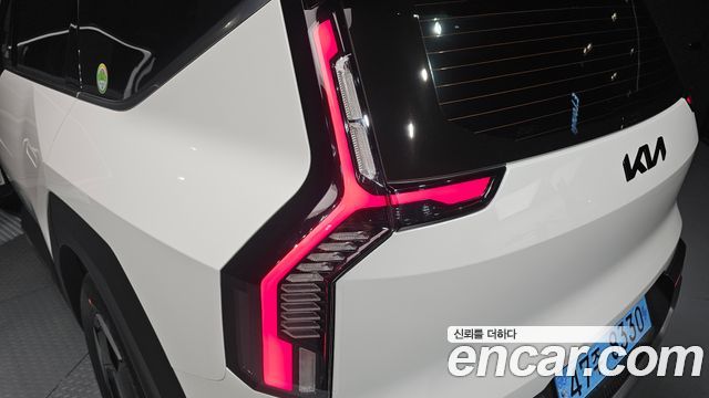 Kia EV9 2024 — photo 9