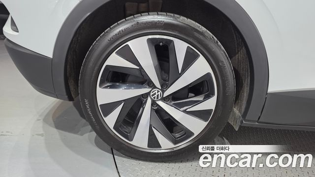 Volkswagen ID.4 2023 — photo 5