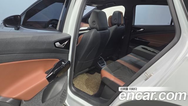 Volkswagen ID.4 2023 — photo 17