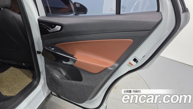 Volkswagen ID.4 2023 — photo 15