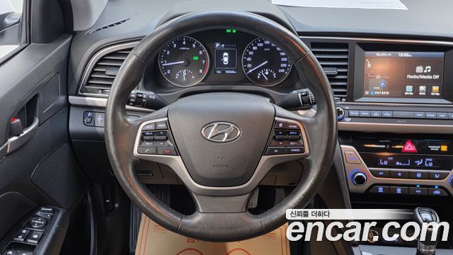 Hyundai AVANTE 2016 — photo 6
