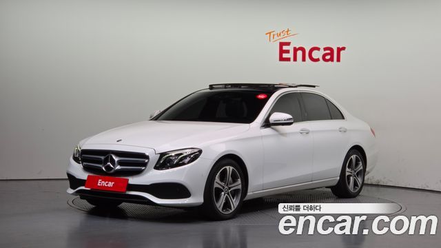 Mercedes-Benz E-Class 2017 — photo 1