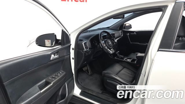 Kia Sportage 2022 — photo 13