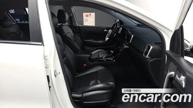 Kia Sportage 2022 — photo 17