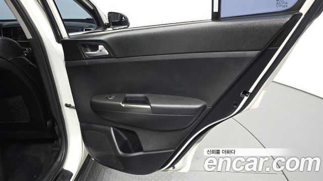 Kia Sportage 2022 — photo 15