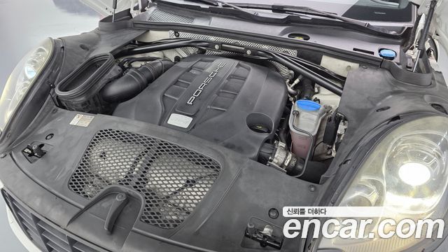 Porsche Macan 2014 — photo 6