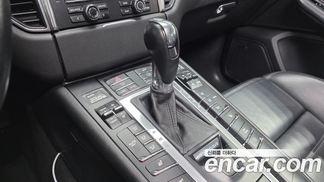 Porsche Macan 2014 — photo 9