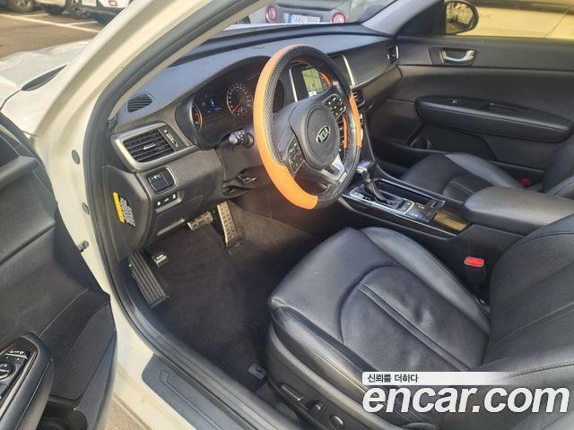 Kia K5 2016 — photo 13