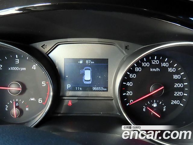 Kia Canival 2019 — photo 10