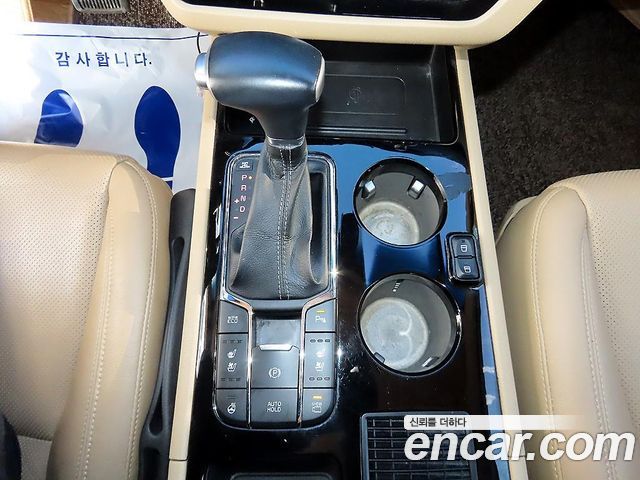 Kia Canival 2019 — photo 11