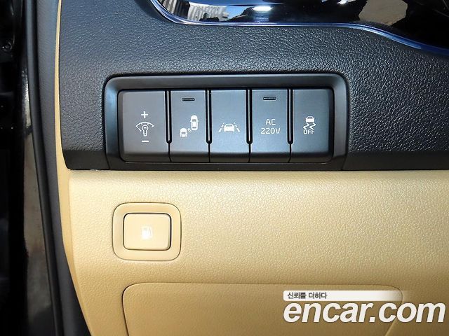 Kia Canival 2019 — photo 13