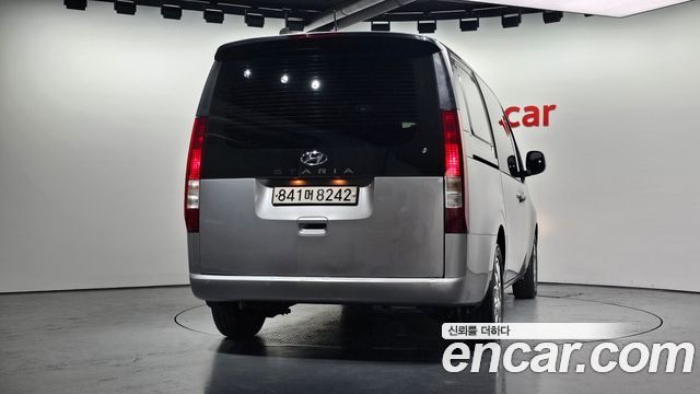 Hyundai Staria 2022 — photo 4