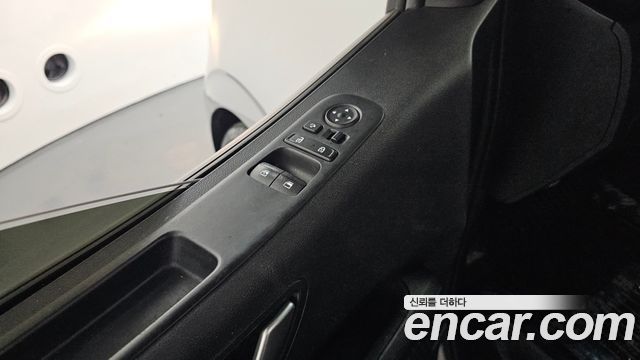 Hyundai Staria 2022 — photo 19