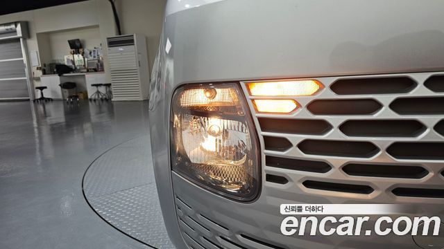 Hyundai Staria 2022 — photo 8