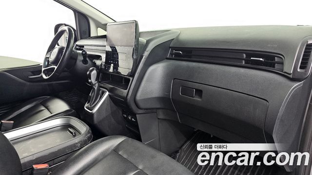 Hyundai Staria 2022 — photo 27