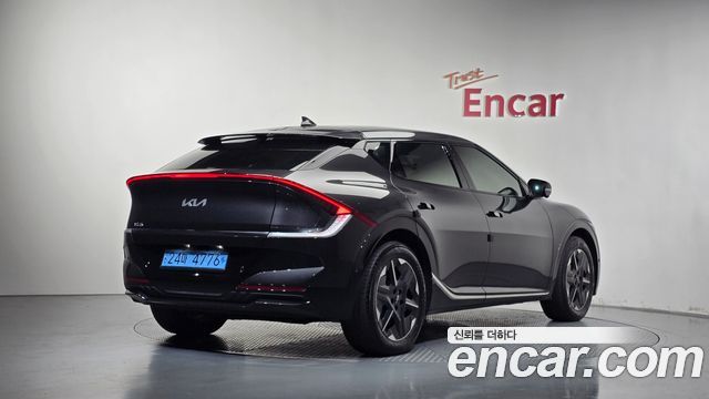 Kia EV6 2025 — photo 2