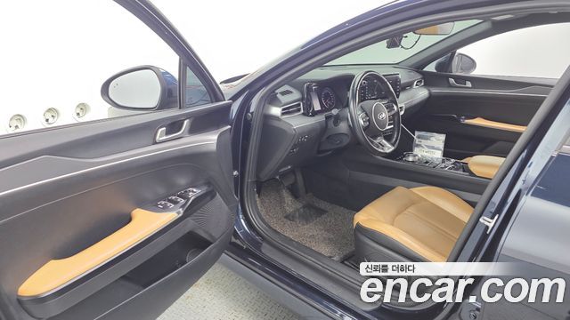 Kia K5 2020 — photo 10