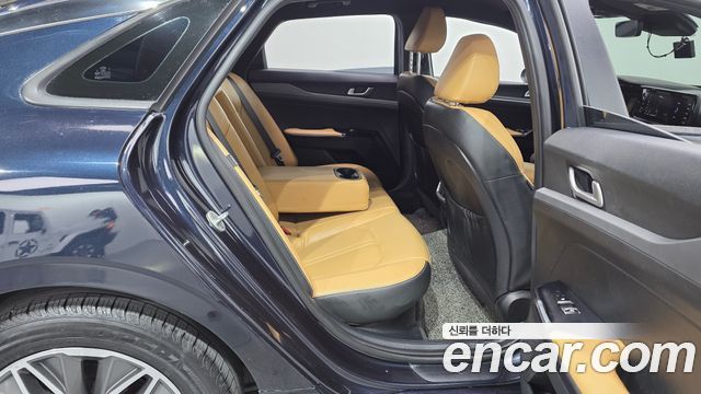 Kia K5 2020 — photo 12