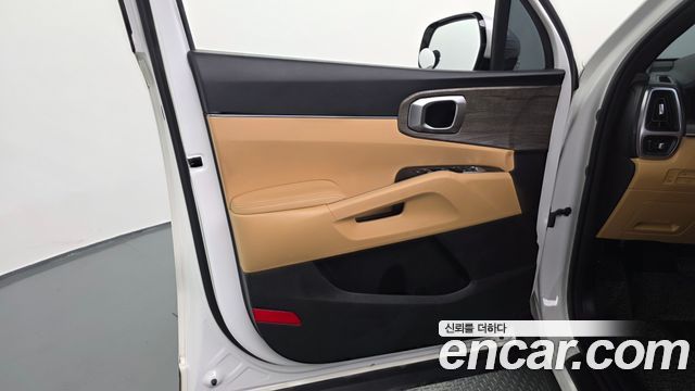 Kia Sorento 2022 — photo 14