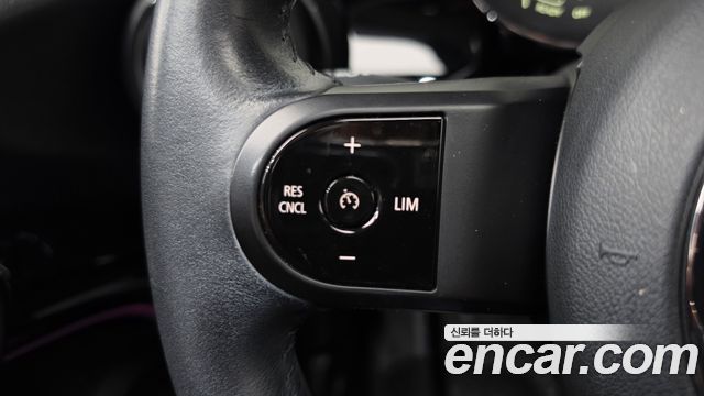 Mini Cooper 2022 — photo 21