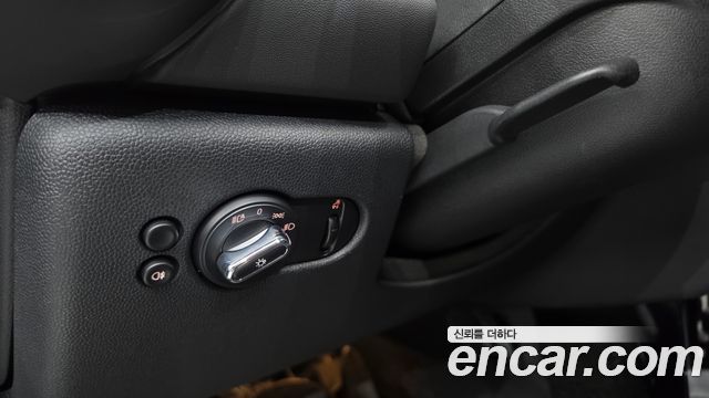 Mini Cooper 2022 — photo 26