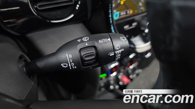 Mini Cooper 2022 — photo 27
