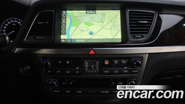 Hyundai Genesis 2016 — photo 18