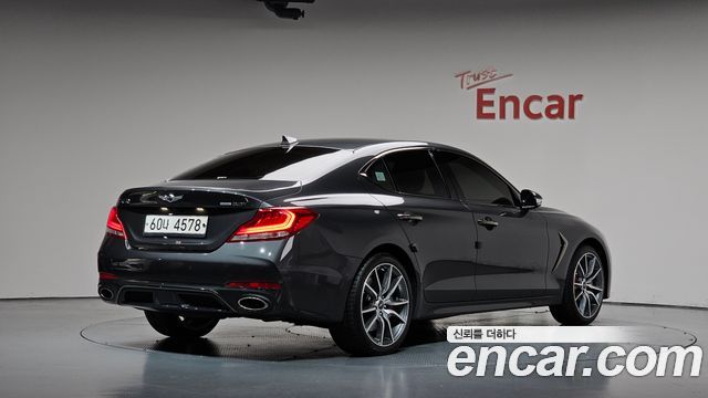 Genesis G70 2018 — photo 2