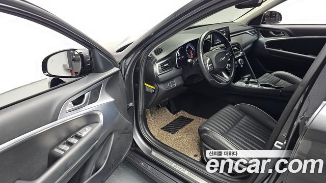 Genesis G70 2018 — photo 13