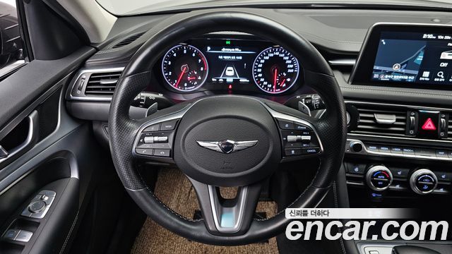 Genesis G70 2018 — photo 19