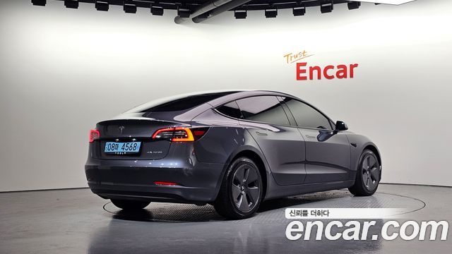 Tesla Model 3 2022 — photo 2