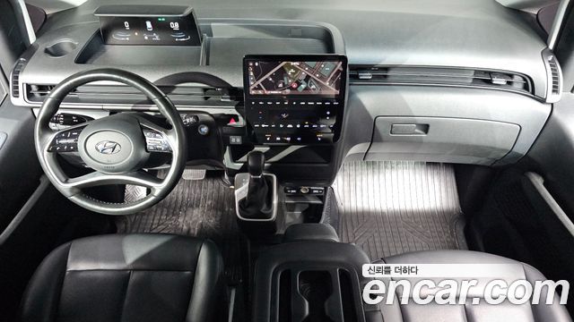 Hyundai Staria 2023 — photo 7