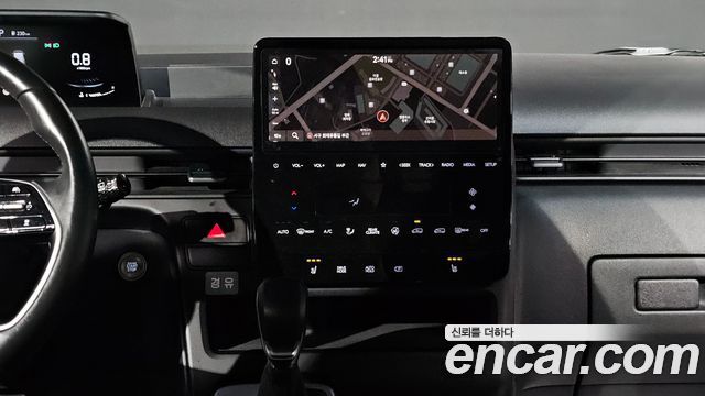 Hyundai Staria 2023 — photo 14