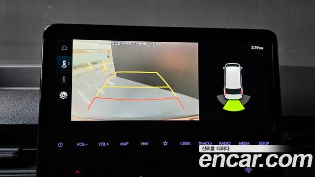 Hyundai Staria 2023 — photo 15
