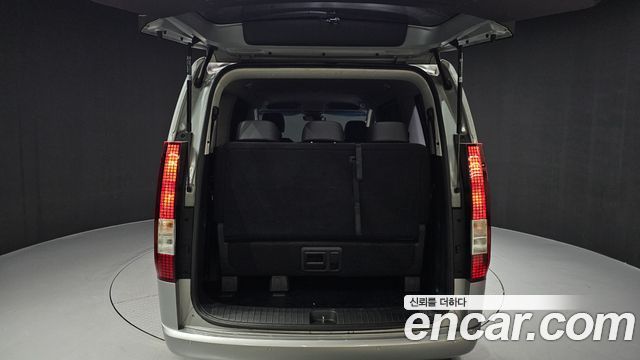 Hyundai Staria 2023 — photo 20