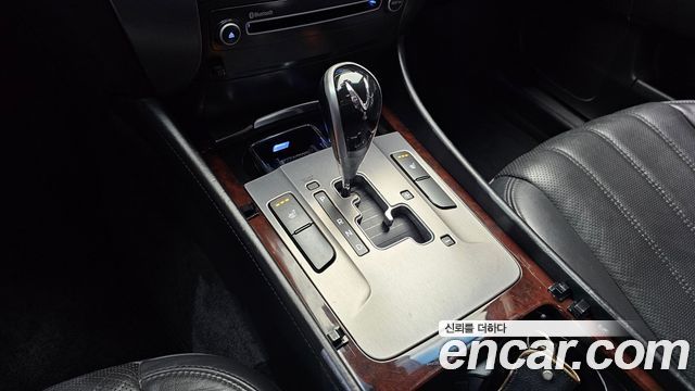 Hyundai Equus 2012 — photo 9