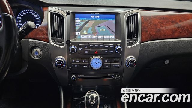 Hyundai Equus 2012 — photo 14