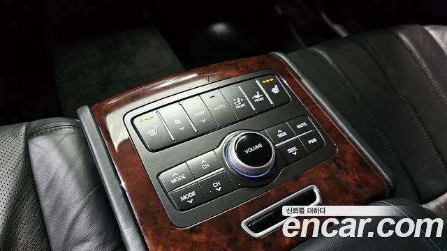 Hyundai Equus 2012 — photo 20