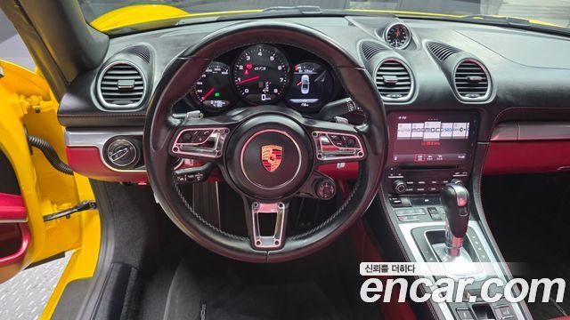 Porsche 718 2020 — photo 18
