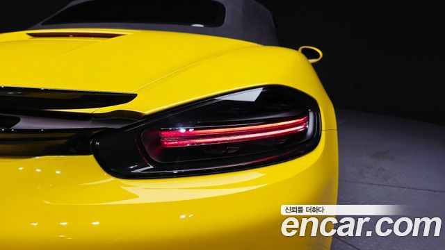 Porsche 718 2020 — photo 9