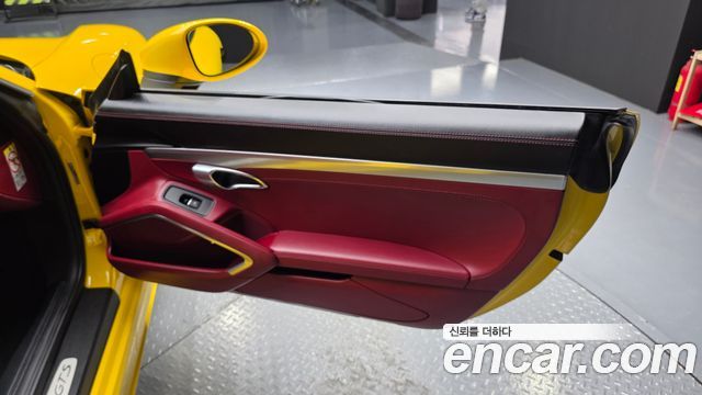 Porsche 718 2020 — photo 15