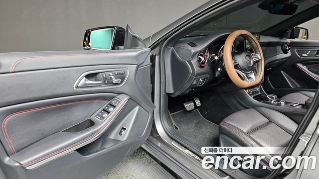 Mercedes-Benz CLA-Class 2017 — photo 10