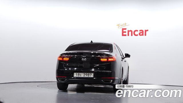 Kia K7 2018 — photo 4