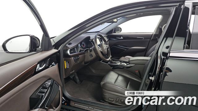 Kia K7 2018 — photo 13