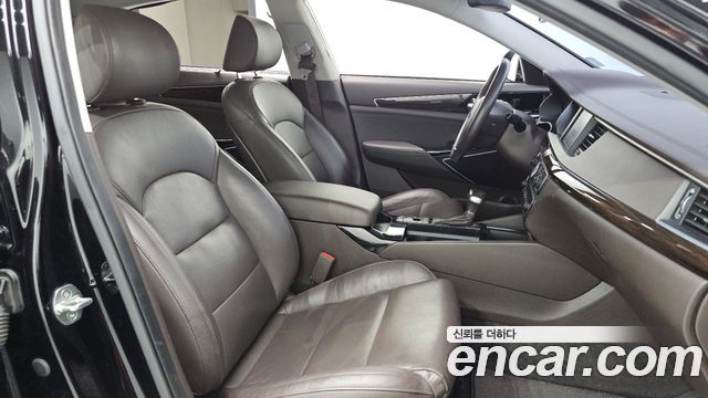 Kia K7 2018 — photo 25