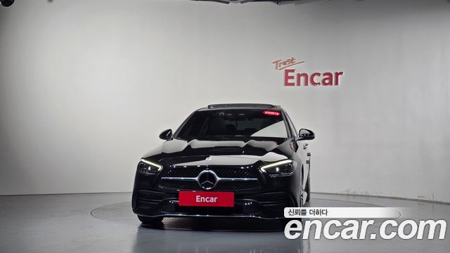 Mercedes-Benz C-Class 2024 — photo 3