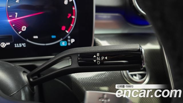 Mercedes-Benz C-Class 2024 — photo 12