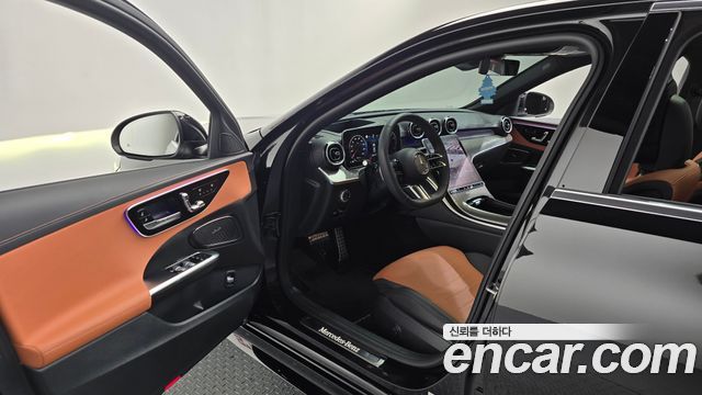 Mercedes-Benz C-Class 2024 — photo 13