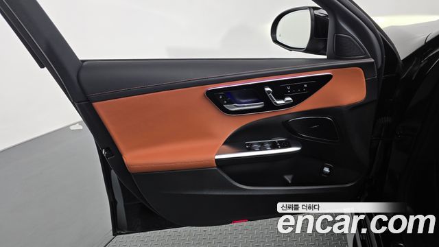 Mercedes-Benz C-Class 2024 — photo 14